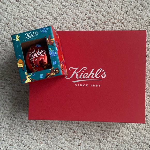 Kiehls christmas deal